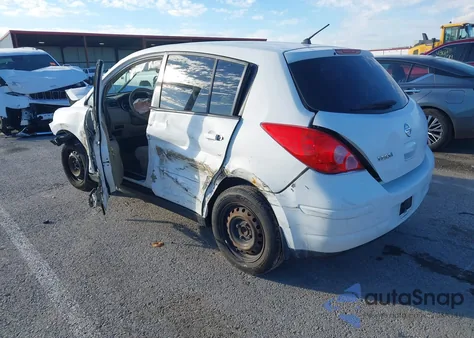 2009 Nissan Versa 1.8S z USA, uszkodzony, nr VIN 3N1BC13E59L396118